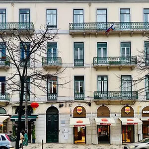 ambiente-hostel.hotels-lisbon-portugal.com/